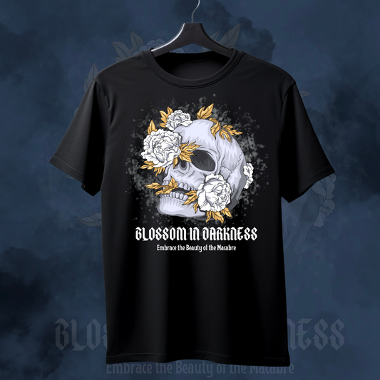 Blossom in Darkness – Skull & Roses Tee