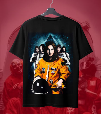 Pink Floyd Space Astronaut Graphic Regular T-Shirt